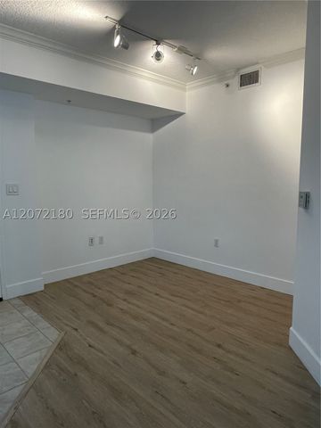 2000 N Bayshore Dr 205, Miami, FL 33137