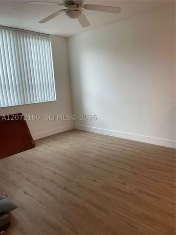 2000 N Bayshore Dr 205, Miami, FL 33137