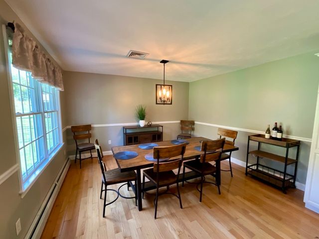 8 Anderson Ln, Grafton, MA 01536