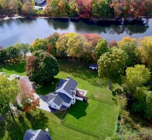8 Anderson Ln, Grafton, MA 01536