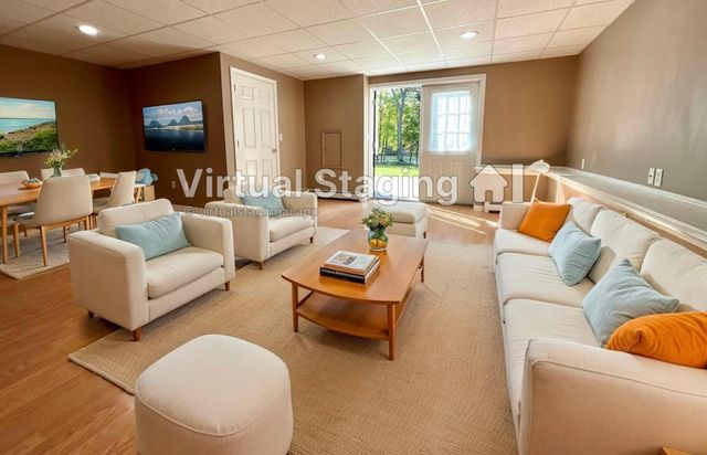 8 Anderson Ln, Grafton, MA 01536