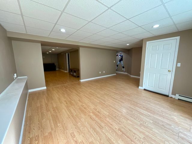 8 Anderson Ln, Grafton, MA 01536