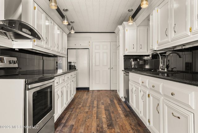 915 Birchfield Place, Southaven, MS 38671