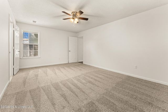 915 Birchfield Place, Southaven, MS 38671