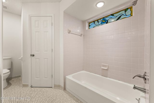 915 Birchfield Place, Southaven, MS 38671