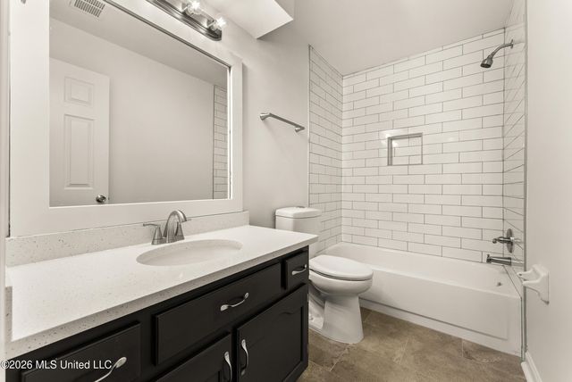 915 Birchfield Place, Southaven, MS 38671