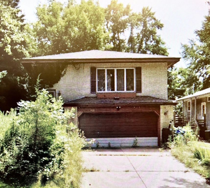 1160 Suburban Avenue, Saint Paul, MN 55106 — exterior