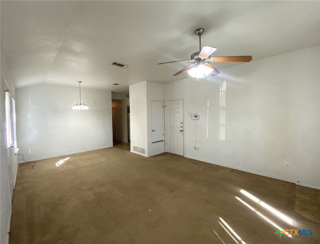 2910 Ashley Drive 2912, Copperas Cove, TX 76522