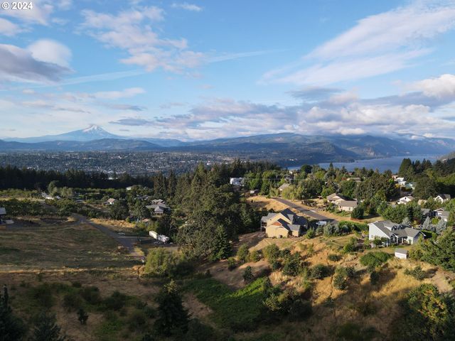 141 Hwy, White Salmon, WA 98672