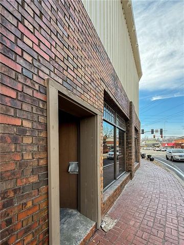 11 S Grove Street, Dahlonega, GA 30533