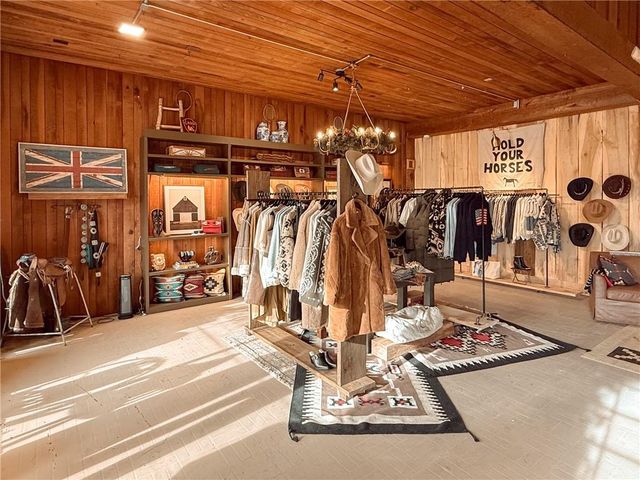 11 S Grove Street, Dahlonega, GA 30533