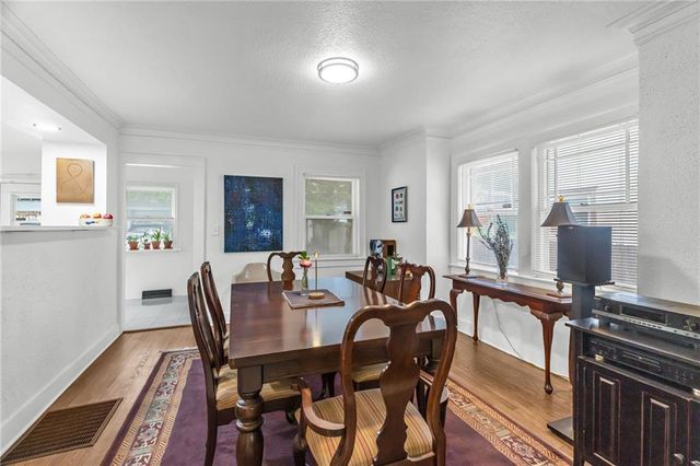 5445 Holmes Street, Kansas City, MO 64110
