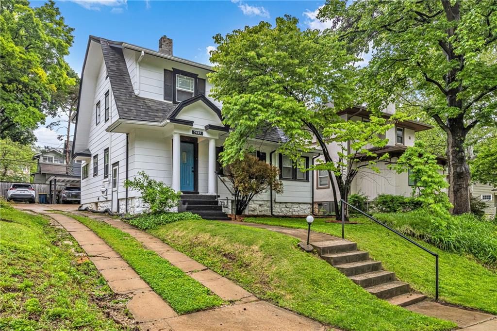 5445 Holmes Street, Kansas City, MO 64110
