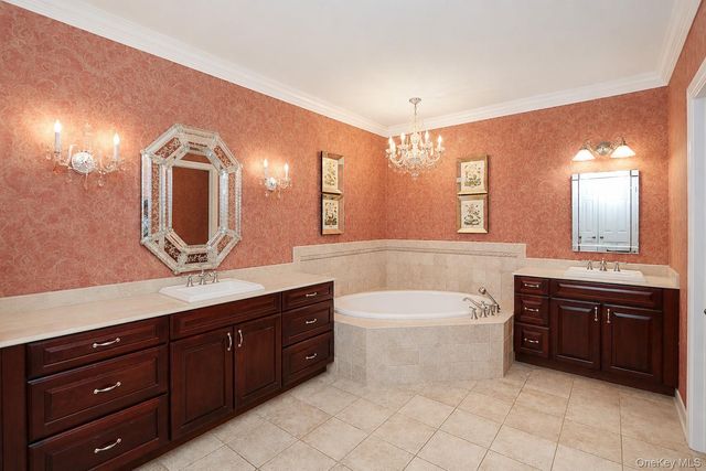398 Altessa Boulevard, Melville, NY 11747