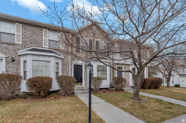 986 N INDEPENDENCE AVE, Provo, UT 84604