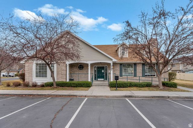 986 N INDEPENDENCE AVE, Provo, UT 84604