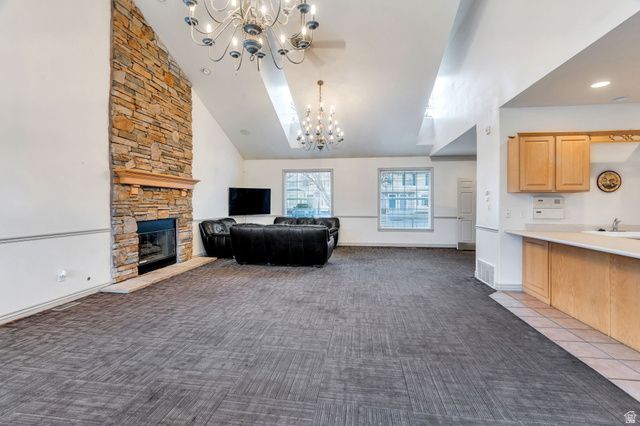 986 N INDEPENDENCE AVE, Provo, UT 84604