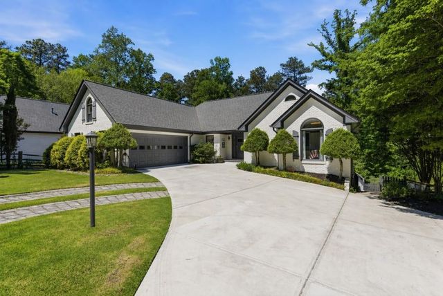 6422 Old Shadburn Ferry Road, Buford, GA 30518