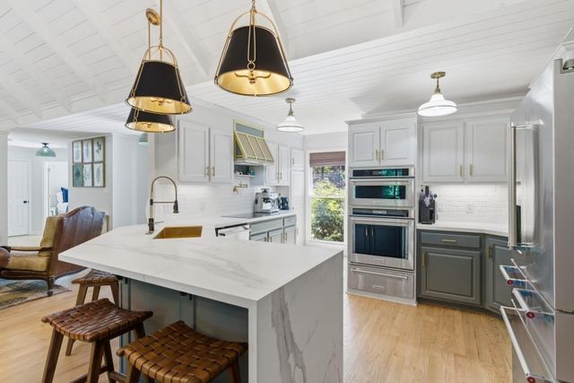 6422 Old Shadburn Ferry Road, Buford, GA 30518