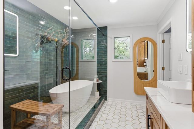 6422 Old Shadburn Ferry Road, Buford, GA 30518