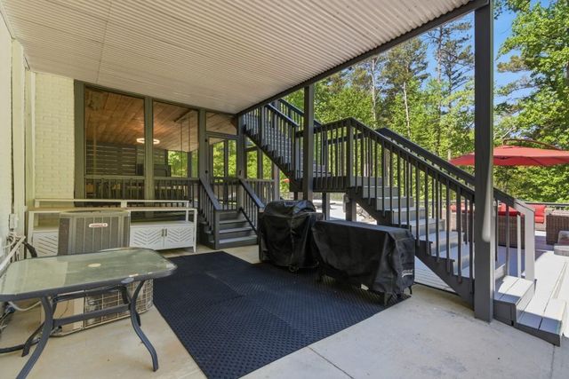 6422 Old Shadburn Ferry Road, Buford, GA 30518