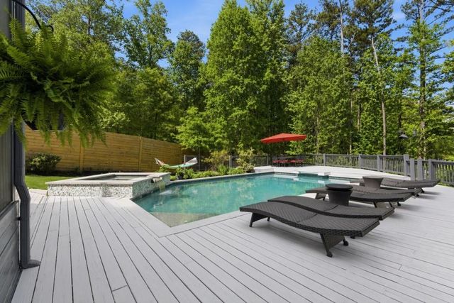 6422 Old Shadburn Ferry Road, Buford, GA 30518