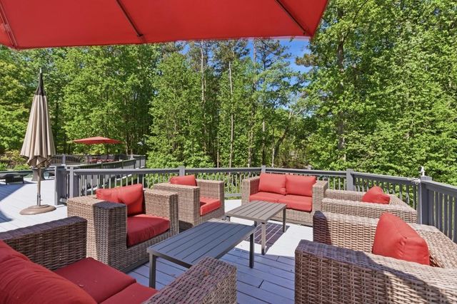 6422 Old Shadburn Ferry Road, Buford, GA 30518