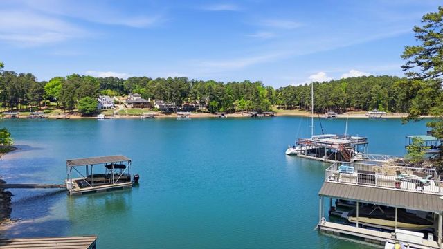 6422 Old Shadburn Ferry Road, Buford, GA 30518