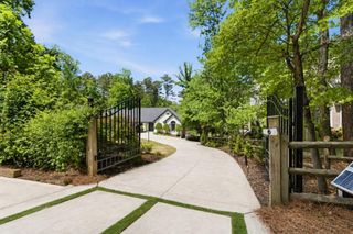 6422 Old Shadburn Ferry Road, Buford, GA 30518