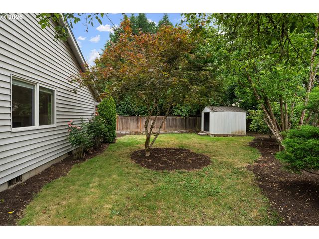 2038 Se Village Ct, Hillsboro, OR 97123