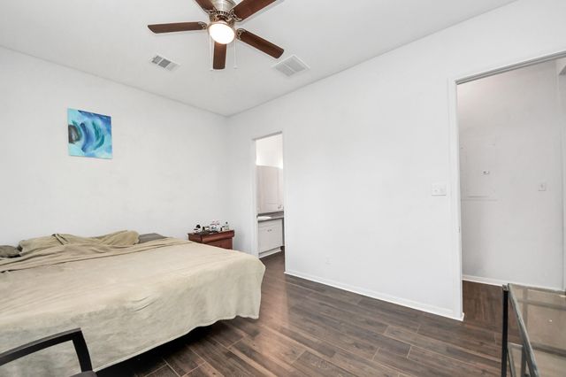 3011 Layne Street, La Porte, TX 77571