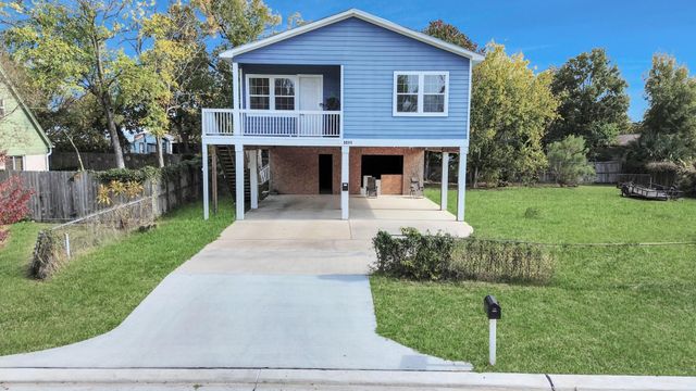 3011 Layne Street, La Porte, TX 77571