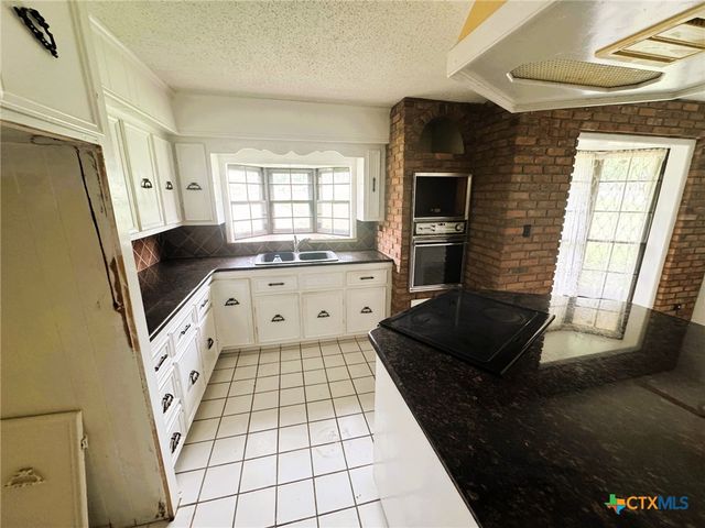 3901 Midway Drive, Temple, TX 76502