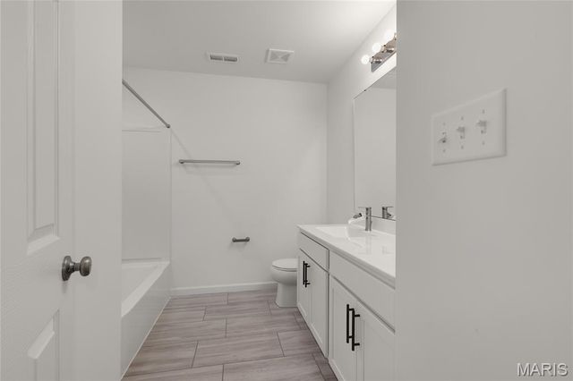 5601 Sun Bear Drive, House Springs, MO 63051