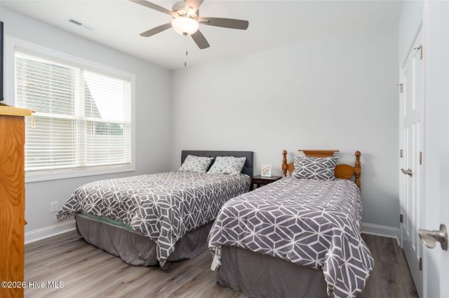 610 Bright Harvest Drive, Maysville, NC 28555