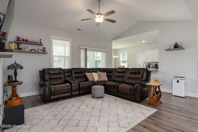 610 Bright Harvest Drive, Maysville, NC 28555