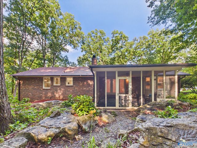 6808 Jones Valley Drive SE, Huntsville, AL 35802