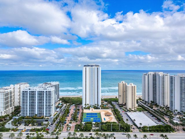 3000 N OCEAN Drive PH-A, Singer Island, FL 33404