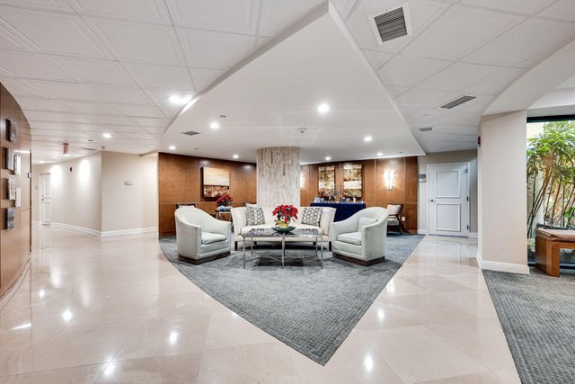 3000 N OCEAN Drive PH-A, Singer Island, FL 33404