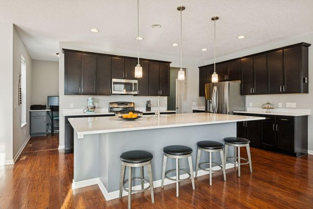 17819 Fielding Way, Lakeville, MN 55044