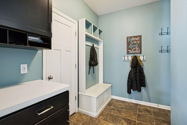 17819 Fielding Way, Lakeville, MN 55044