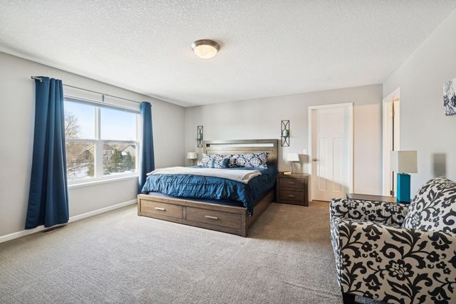 17819 Fielding Way, Lakeville, MN 55044