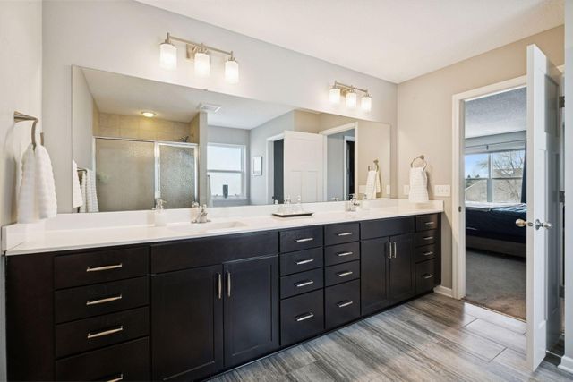 17819 Fielding Way, Lakeville, MN 55044