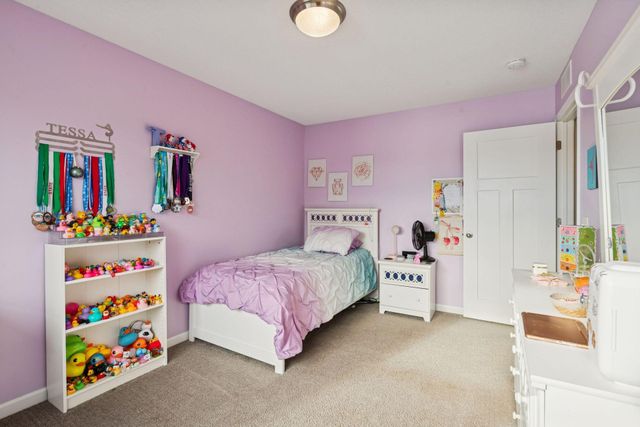 17819 Fielding Way, Lakeville, MN 55044