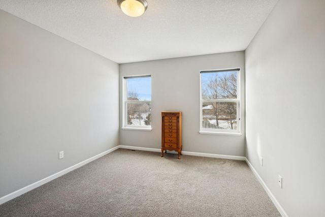 17819 Fielding Way, Lakeville, MN 55044