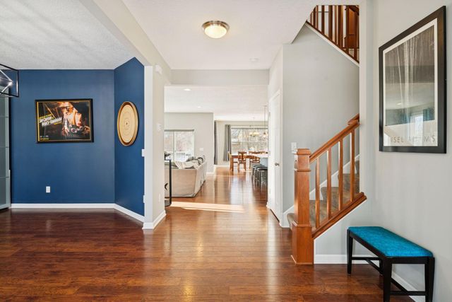 17819 Fielding Way, Lakeville, MN 55044