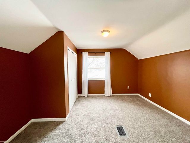 12531 Common Road, Warren, MI 48093