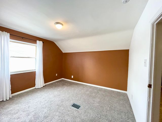 12531 Common Road, Warren, MI 48093