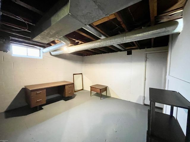 12531 Common Road, Warren, MI 48093