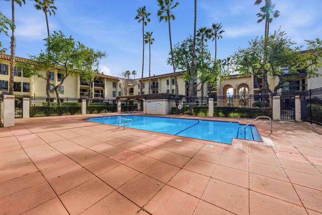 39931 Cedar Boulevard 305, Newark, CA 94560